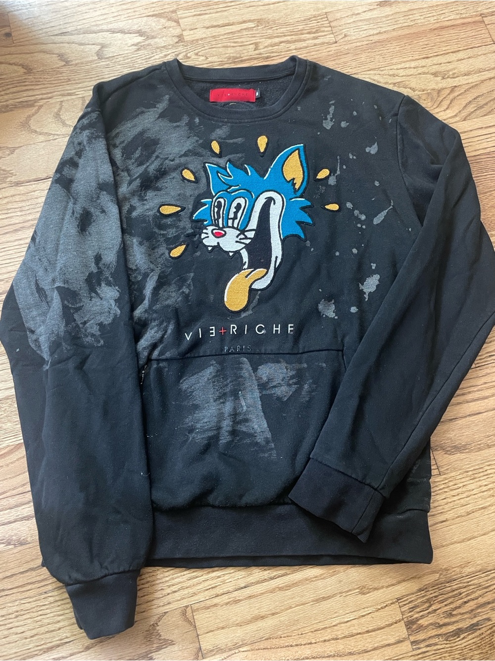 Vie+Riche Black Graphic Crewneck Sweatshirt with Blue Cat Motif